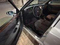 Usata Lancia Lybra 103 CV (75 kW) 2001 Grigio Berlina