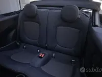 Usata Mini One Cabriolet Hype 102 CV (75 kW) 2019 Beige Cabrio