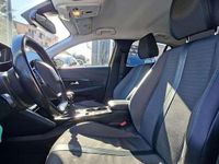 Usata Peugeot 208 Allure 101 CV (74 kW) 2021 Oro Utilitaria