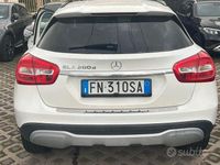 Usata Mercedes GLA200 143 CV (105 kW) 2018 Bianco SUV