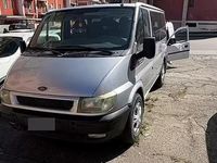 Usado Ford Transit 125 CV (91 kW) 2002 Gris Monovolumen