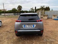 Usata Peugeot 2008 Allure 110 CV (80 kW) 2023 Grigio SUV