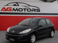 Usata Peugeot 206 60 CV (44 kW) 2011 Nero Berlina