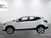 Usata Nissan Qashqai N-Connecta 140 CV (102 kW) 2021 Bianco SUV