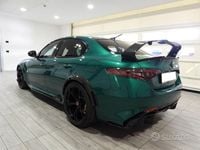 Usata Alfa Romeo Giulia 540 CV (397 kW) 2021 Verde Berlina