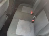 Usata Ford Fiesta Titanium 82 CV (60 kW) 2010 Grigio Utilitaria