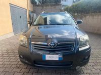 Usata Toyota Avensis 150 CV (110 kW) 2008 Grigio Station wagon
