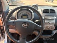 Usata Daihatsu Sirion 87 CV (63 kW) 2007 Grigio Utilitaria