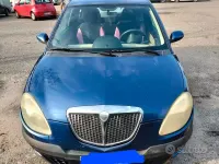 Usata Lancia Ypsilon 80 CV (58 kW) 2004 Bluazzurro Utilitaria