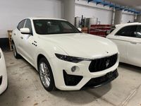 usata Maserati Levante LevanteV6 350 CV AWD Modena nuova a Fisciano