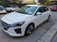 Usata Hyundai Ioniq Comfort 105 CV (77 kW) 2017 Bianco Utilitaria