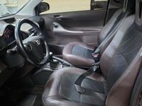 Second-hand Toyota iQ 89 CP (65 kW) 2009 Alb Hatchback