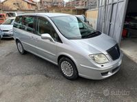 Usata Lancia Phedra 136 CV (100 kW) 2009 Oro Monovolume