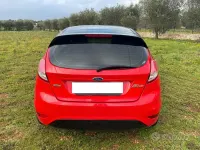 Usata Ford Fiesta Titanium 100 CV (73 kW) 2017 Rosso Utilitaria
