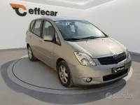 Usata Toyota Corolla 135 CV (99 kW) 2003 Grigio Station wagon
