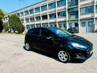Usado Ford Fiesta 95 HP (69 kW) 2015 Preto Citadino