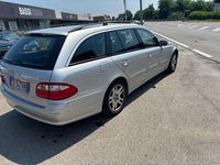 Usata Mercedes E280 Avantgarde 177 CV (130 kW) 2004 Argento Station wagon