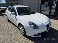Usata Alfa Romeo Giulietta Super 120 CV (88 kW) 2016 Bianco Utilitaria