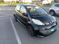 Usata Peugeot 107 68 CV (50 kW) 2006 Nero Utilitaria