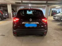 Usata Renault Captur 90 CV (66 kW) 2015 Nero SUV