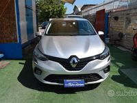 Usata Renault Clio V Intens 86 CV (63 kW) 2020 Grigio Berlina