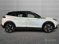Usata Peugeot 2008 GT-line 131 CV (96 kW) 2022 Bianco SUV