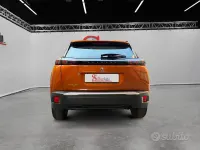Occasion Peugeot 2008 Active 102 ch (75 kW) 2022 Marron SUV