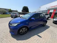 Usata Toyota Yaris Hybrid Trend 92 CV (67 kW) 2022 Blu/azzurro Berlina