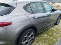 Usata Alfa Romeo Stelvio Executive 209 CV (153 kW) 2017 Grigio SUV