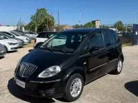Usata Lancia Musa 70 CV (51 kW) 2008 Viola Monovolume