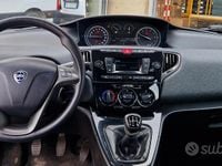 Usata Lancia Ypsilon Platinum 69 CV (50 kW) 2018 Beige Utilitaria