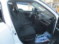 Usata Suzuki Swift 74 CV (54 kW) 2016 Bianco Utilitaria