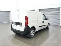Usata Fiat Doblò 120 CV (88 kW) 2021 Bianco Monovolume