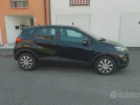 Usata Renault Captur 90 CV (66 kW) 2015 Nero SUV