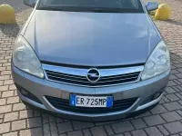 Usata Opel Astra 101 CV (74 kW) 2008 Station wagon