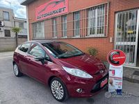 Usata Ford Fiesta Titanium 71 CV (52 kW) 2011 Viola Berlina