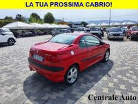 Usata Peugeot 206 CC 109 CV (80 kW) 2002 Rosso pastello Cabrio