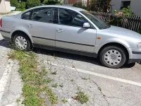 Usata VW Passat 101 CV (74 kW) 1997 Grigio Berlina
