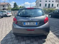 Usata Peugeot 208 Allure 75 CV (55 kW) 2018 Grigio Utilitaria