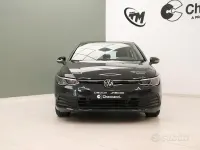 Usata VW Golf VIII Life 110 CV (80 kW) 2021 Grigio Berlina