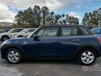 Usata Mini Cooper D 116 CV (85 kW) 2015 Blu Utilitaria