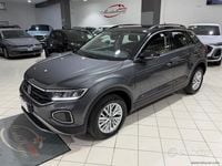 Usata VW T-Roc Style 150 CV (110 kW) 2022 Grigio SUV