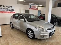 Usata Hyundai i30 89 CV (65 kW) 2008 Grigio Berlina