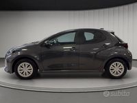 Usata Toyota Yaris Hybrid Active 116 CV (85 kW) 2025 Dark grey met Utilitaria
