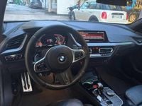 Usata BMW 120 Efficient Dynamics 190 CV (139 kW) 2019 Nero Utilitaria