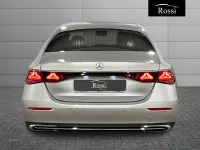 Usata Mercedes E220 Premium 197 CV (144 kW) 2024 Grigio chiaro metallizzato Berlina