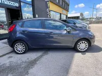 Usata Ford Fiesta 82 CV (60 kW) 2011 Grigio Utilitaria
