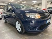 Usata Dacia Sandero Ambiance 75 CV (55 kW) 2014 Blu Utilitaria