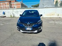 Usata Renault Captur 90 CV (66 kW) 2019 Blu SUV