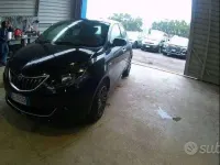 Begagnad Lancia Ypsilon Gold 69 HK (50 kW) 2022 Svart Halvkombi